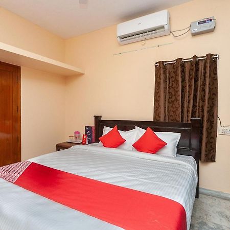 Отель Oyo Eden Residency Мадурай Экстерьер фото