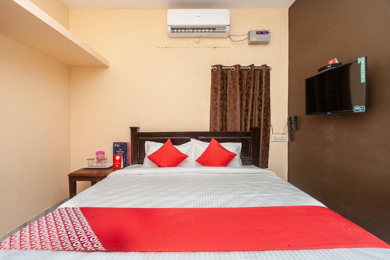 Отель Oyo Eden Residency Мадурай Экстерьер фото